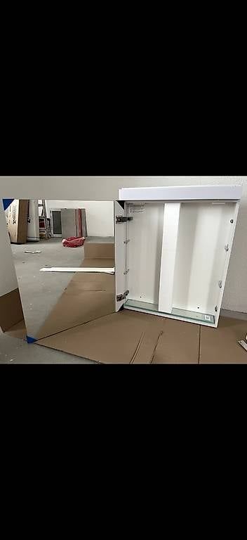 Spiegelschränke: Spiegelschrank Schneider – Gebraucht aus Bettlach von paki84 1