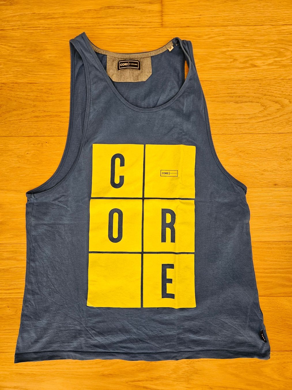T-shirt: Tanktop mit glebem Aufdruck, Grösse M – Usato da Liestal venduto da corneb