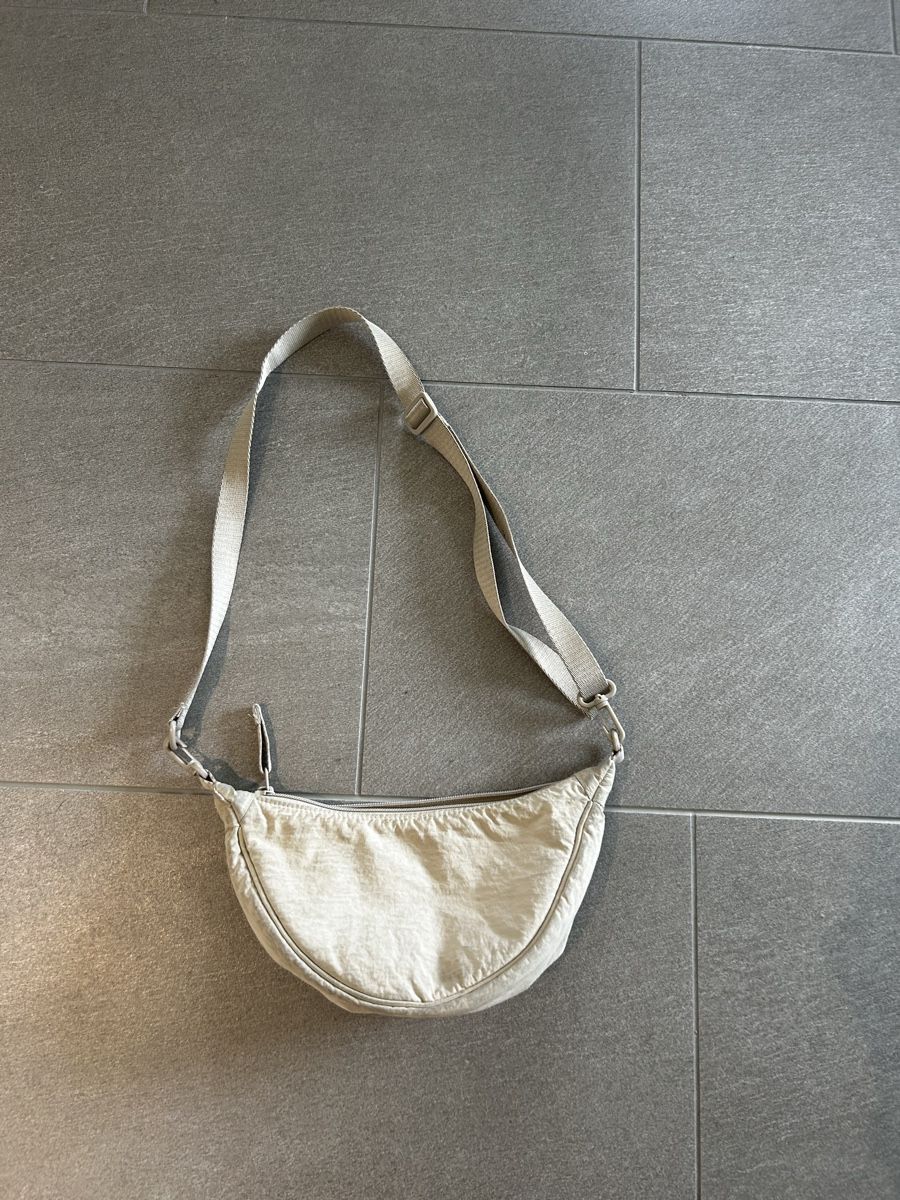 Uniqlo Borse: Uniqlo Tasche beige  – Usato da Zürich venduto da cos_b629