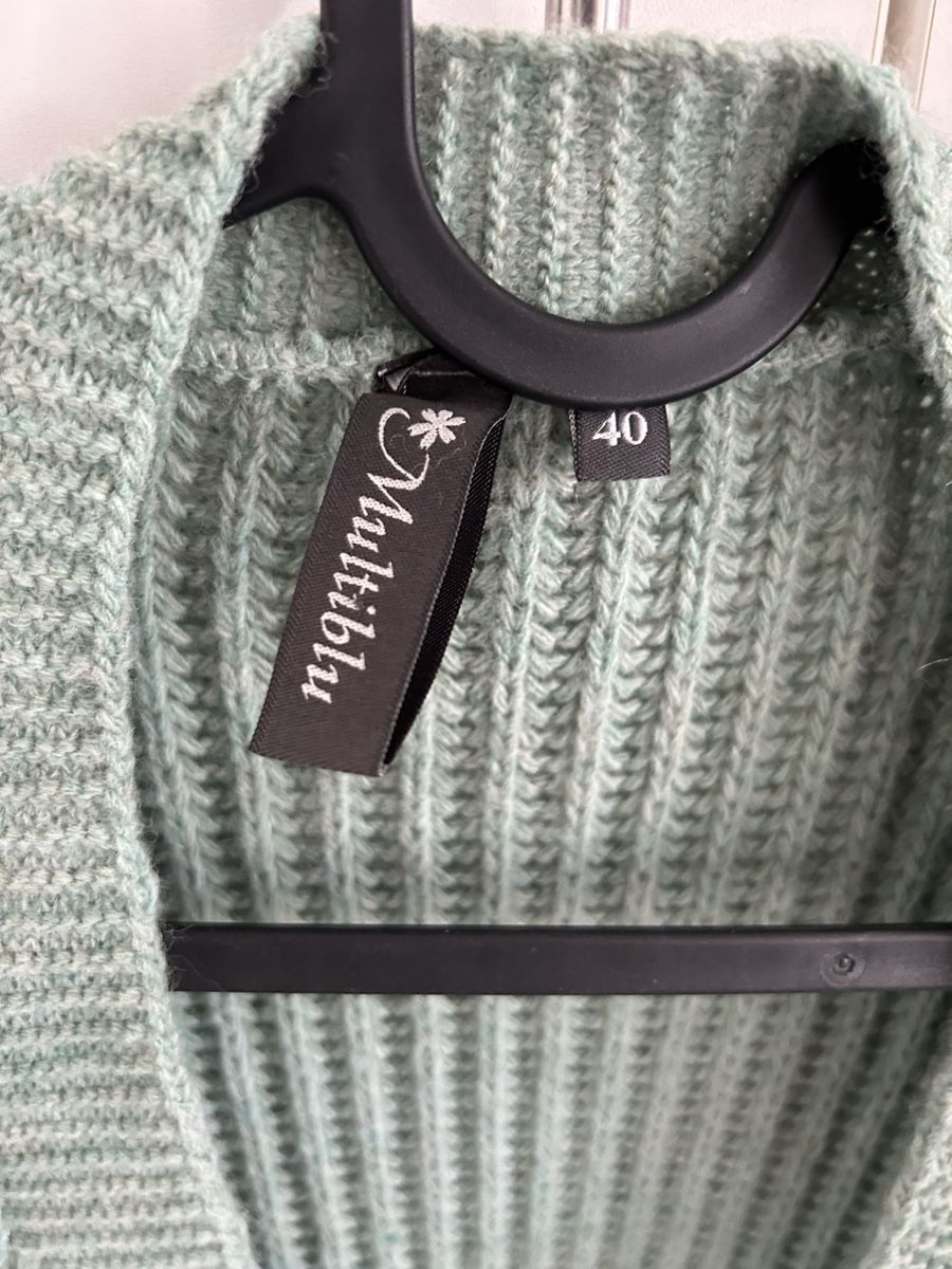 Giacche: Strickjacke – Usato da Merenschwand venduto da ___niggi___ 1