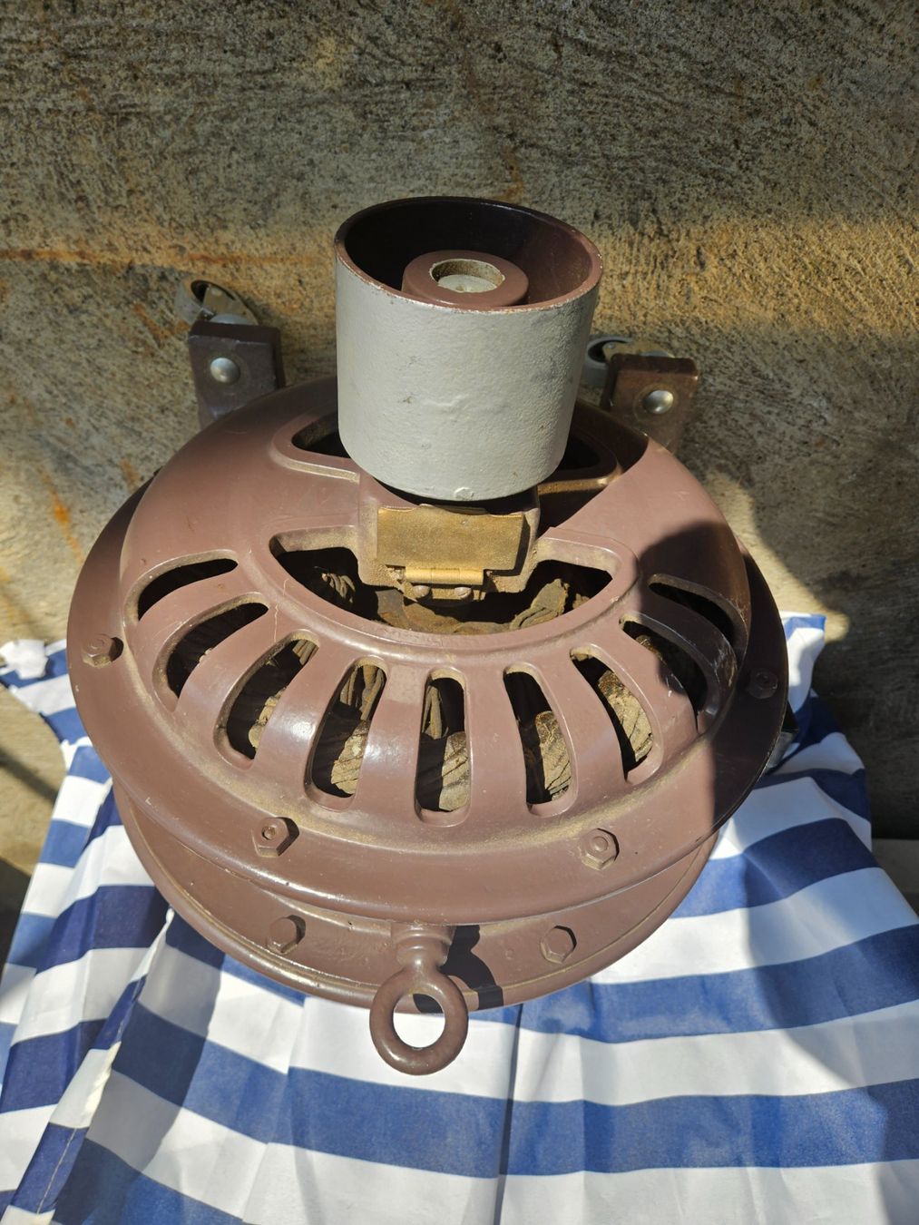 Moteurs: Antiker Elektromotor – D'occasion à Altstätten SG par Gartenmeister60