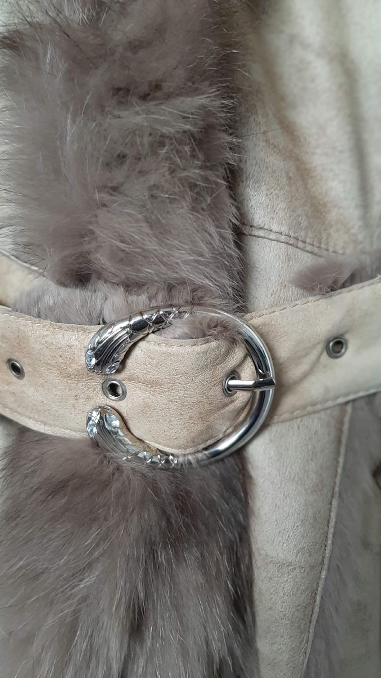 Cappotti: Manteau fourrure – Nuovo (secondo la descrizione) da Faoug venduto da PetitLuxe 4