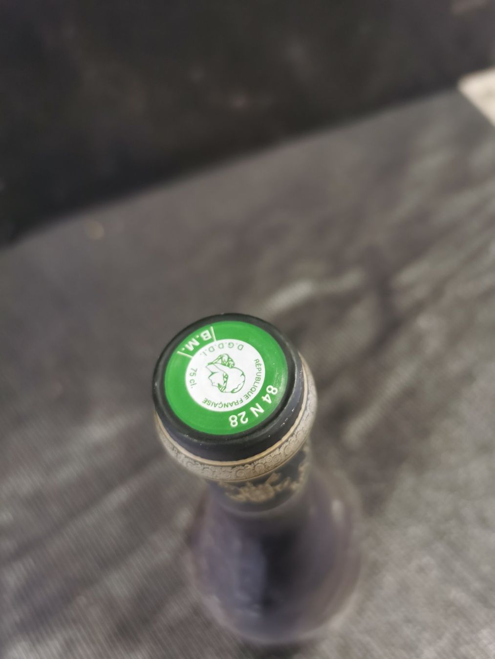 Vino: CHÂTEAUNEUF-DU-PAPE – Nuovo (secondo la descrizione) da Genève venduto da Leboucheoreilles 8