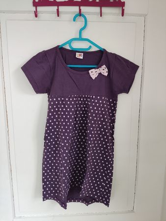 Kleid Gr 140
