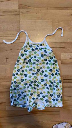 Mädchen Strampler Blumenprint Grösse 74 gebraucht