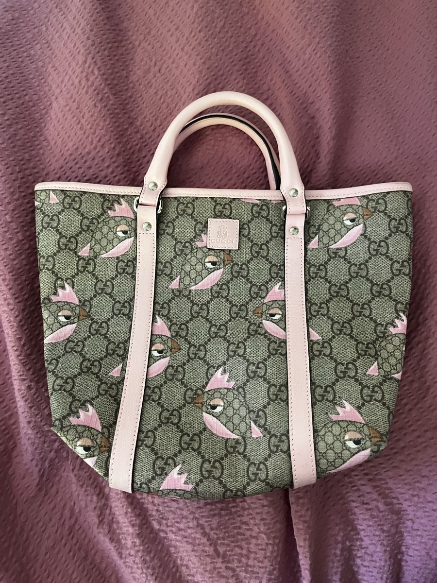 Gucci Sacs: Sac cabas Gucci Chilled Papagallo – Neuf (Voir description) à Le Landeron par emm_q6yt