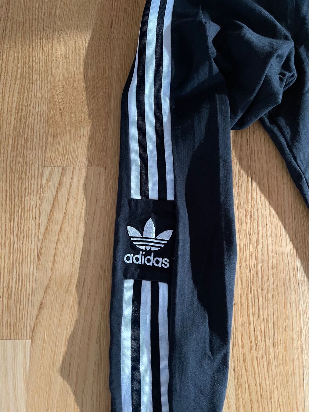 Adidas Leggings: Adidas Leggings/Training – Nuovo (secondo la descrizione) da Staufen venduto da GiuliettaD 1