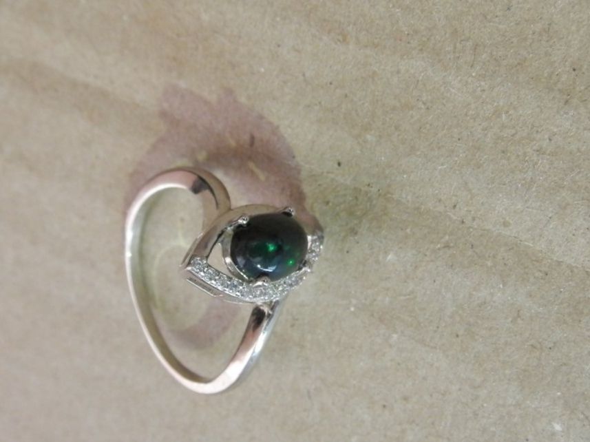Anelli: Bague avec Black OPAL et multi couleur – Nuovo (secondo la descrizione) da Gals venduto da Vivelesencheres