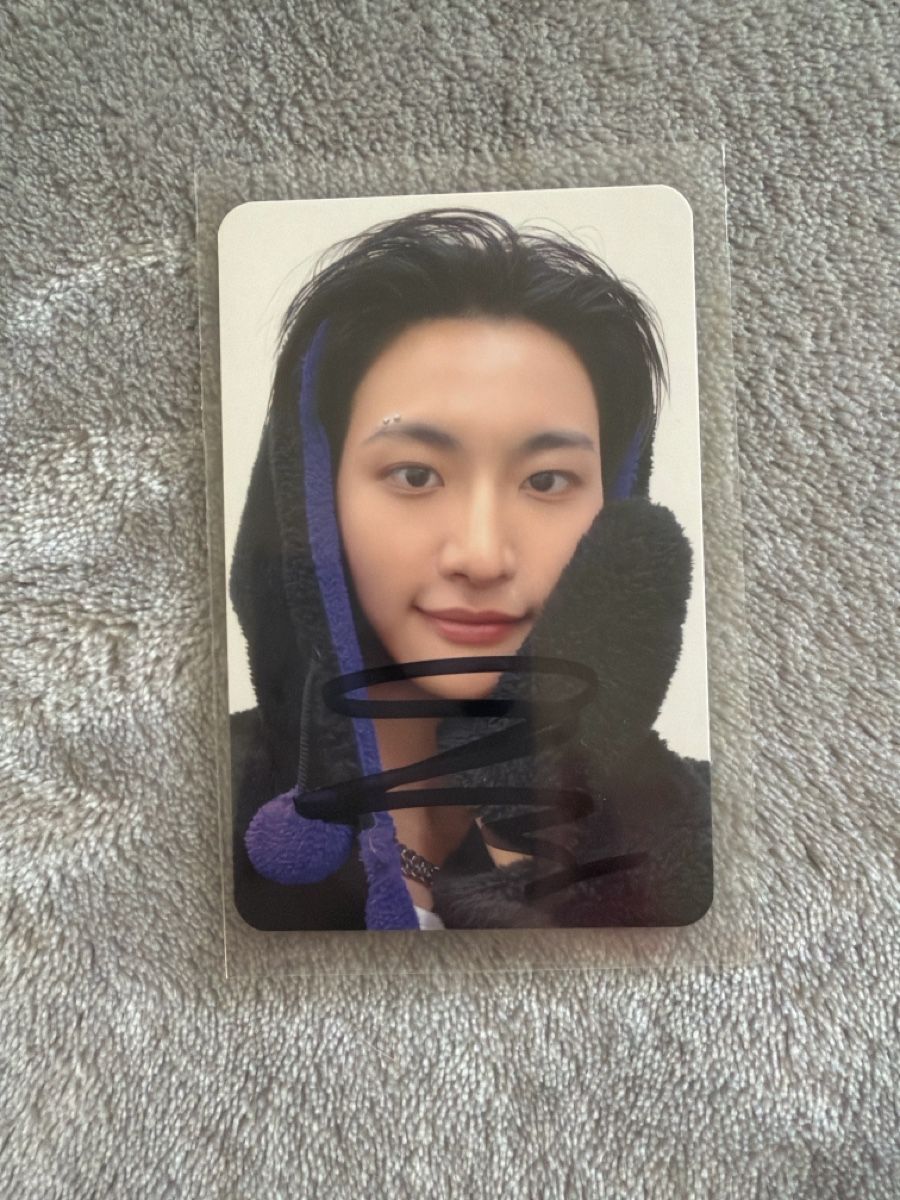 Carte collezionabili: Ateez Seonghwa signed pc – Nuovo (secondo la descrizione) da Urtenen-Schönbühl venduto da Mingyeonshi