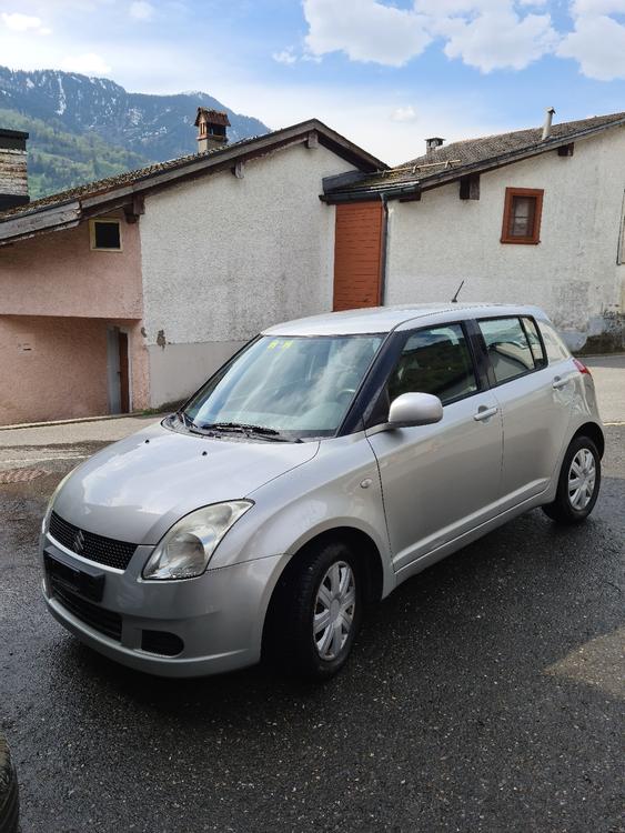 SUZUKI Swift 1.3 4WD