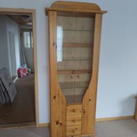 Vitrinenschrank
