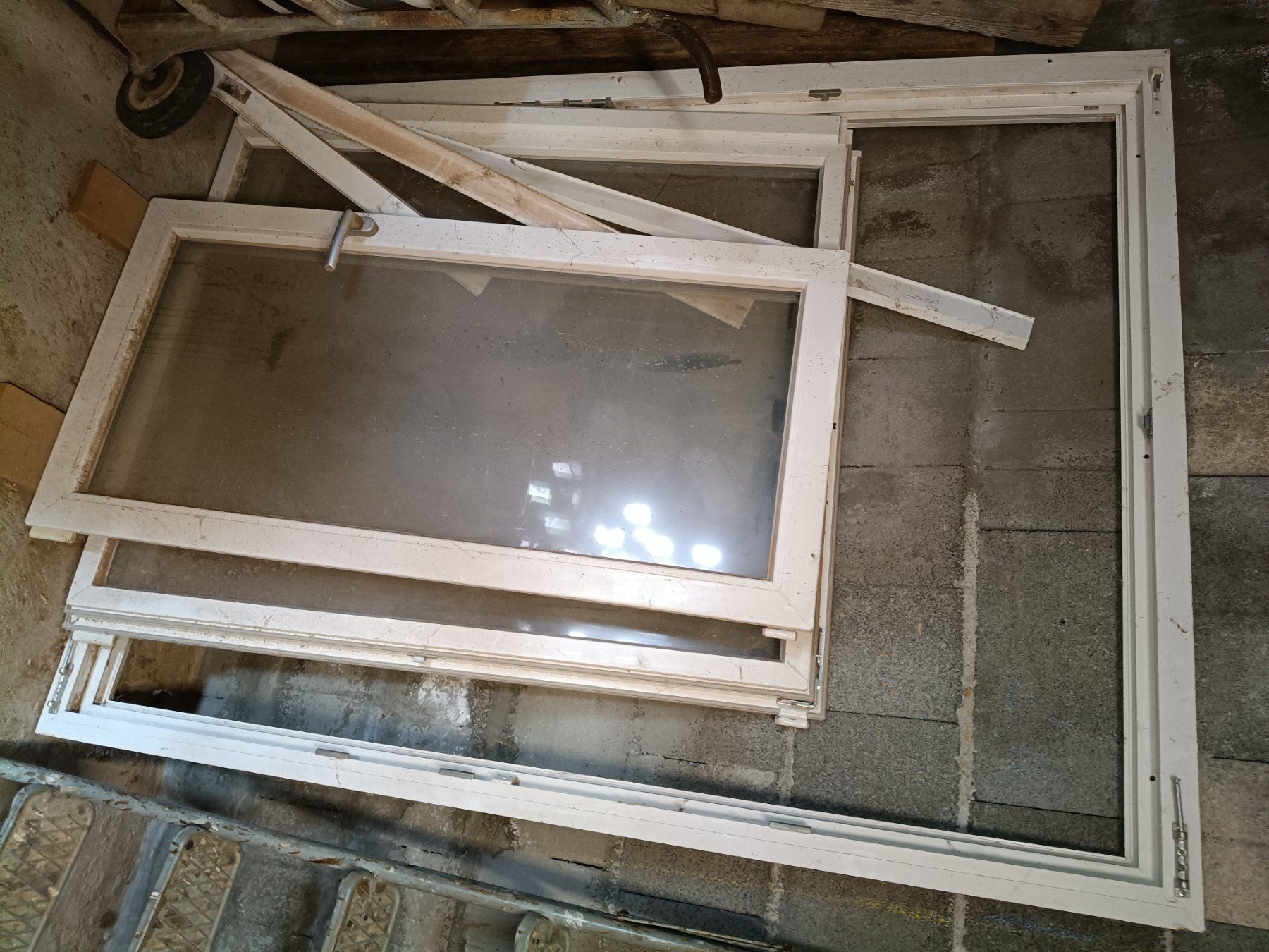 Finestre: Fenster weiss Kunststoff gebraucht – Usato da Rickenbach BL venduto da gab_lkc9