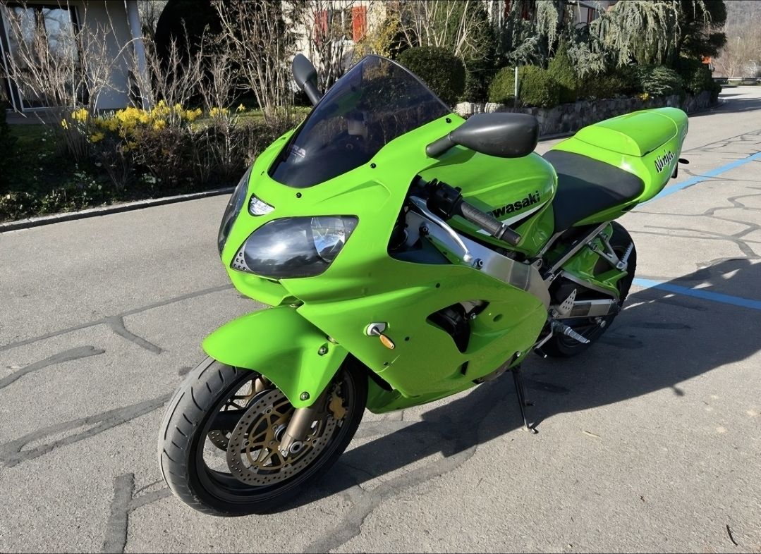 Kawasaki Strada: Kawasaki Ninja ZX-9R – Usato da Dottikon venduto da swi_n76l 2