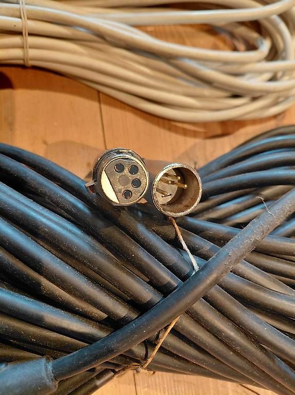 Cavi: Audiokabel – Usato da Brienz BE venduto da sikagla 3