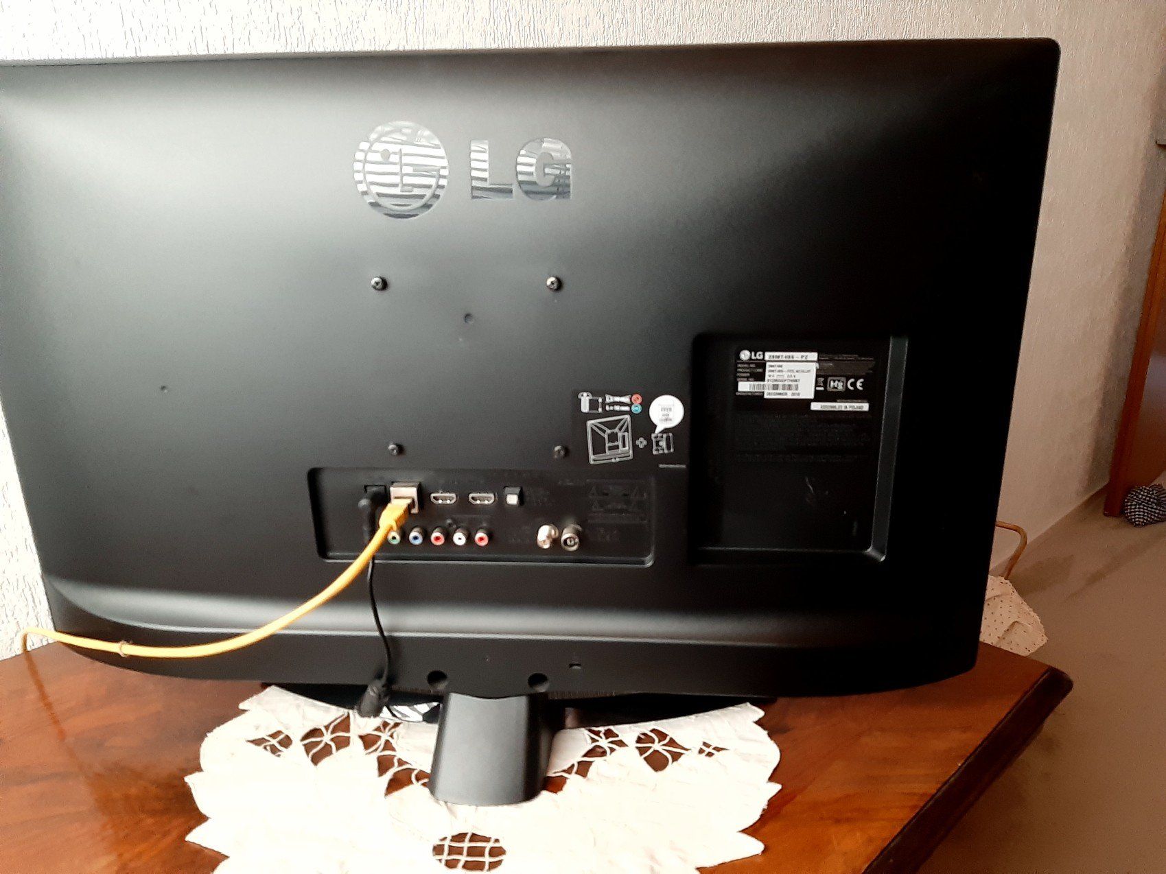 Fernseher: LG TV 27 Zoll – Gebraucht aus Küttigen von Uwk 1