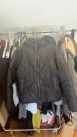 Steppjacke mit Kapuze schwarz Grösse S gebraucht