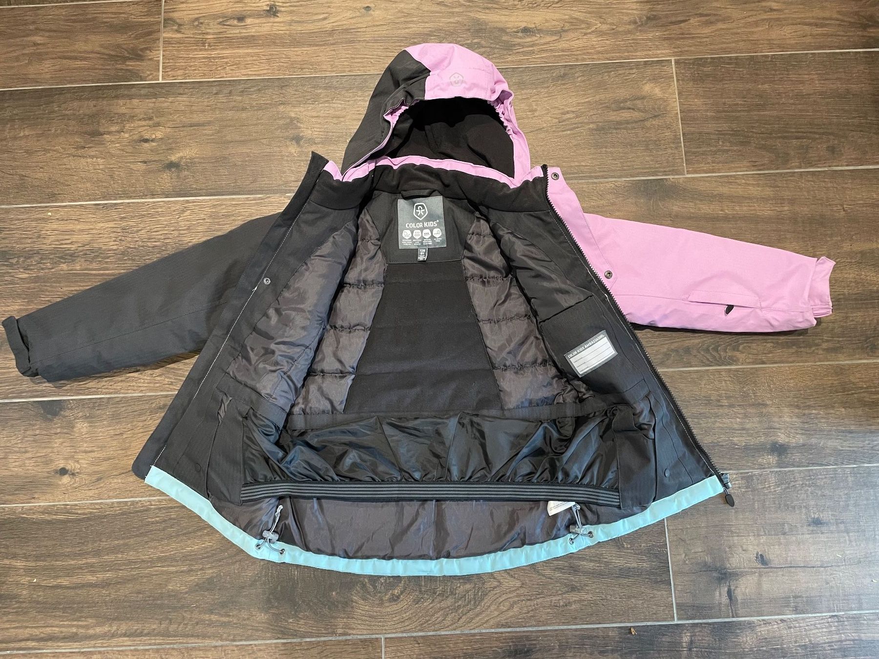 Giacche & Cappotti: Colorkids Skijacke Grösse 128 – Usato da Oensingen venduto da Melia15 2