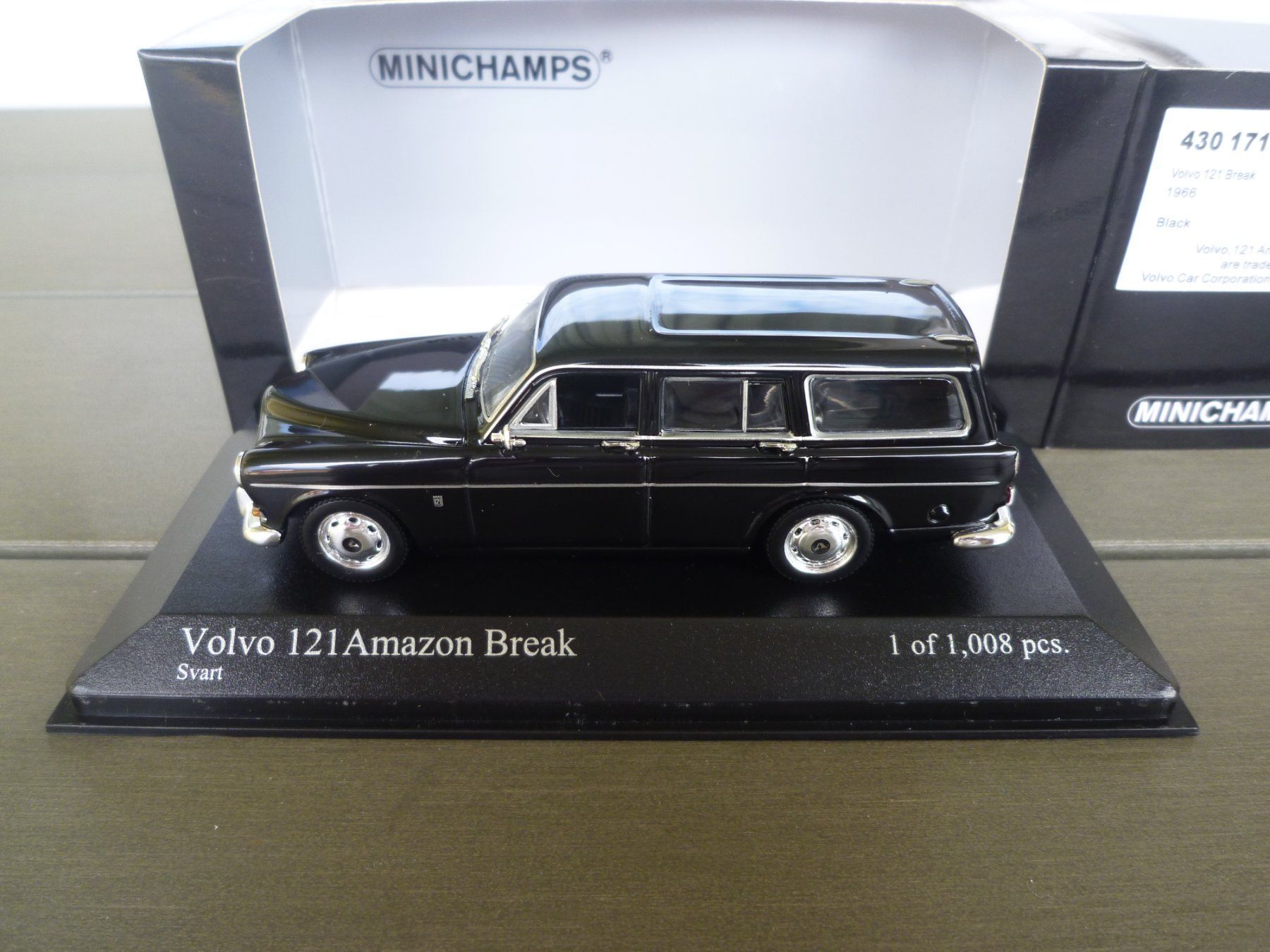 Volvo Modellini d'auto: Volvo 121 Amazon Break (1966) – Nuovo e nell'imballaggio originale da Flawil venduto da Imperiosud 4