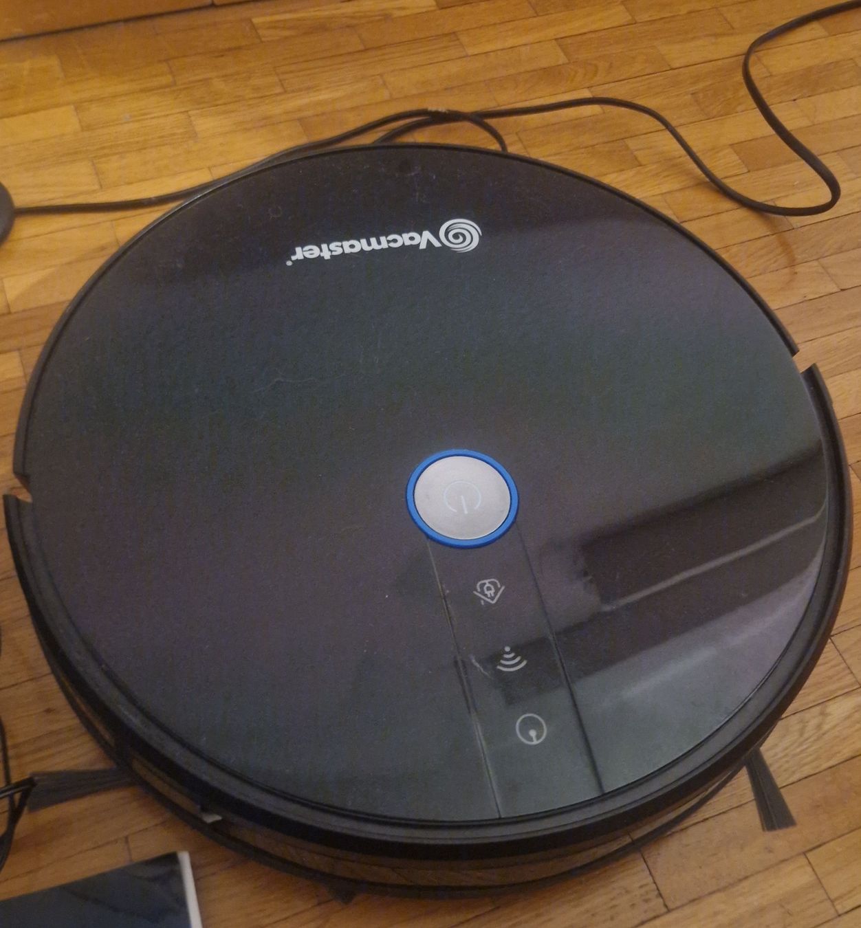 Aspirapolveri & Accessori: Aspirateur robot Vacmaster – Usato da Petit-Lancy venduto da ONyme