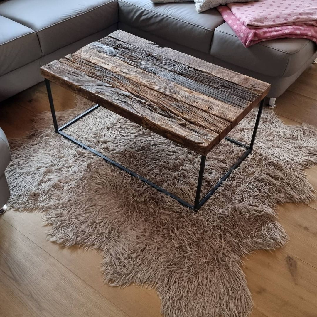 Tavoli: Klubtisch aus Holz Rustikal – Usato da Zürich venduto da Miki_Schreiner 5