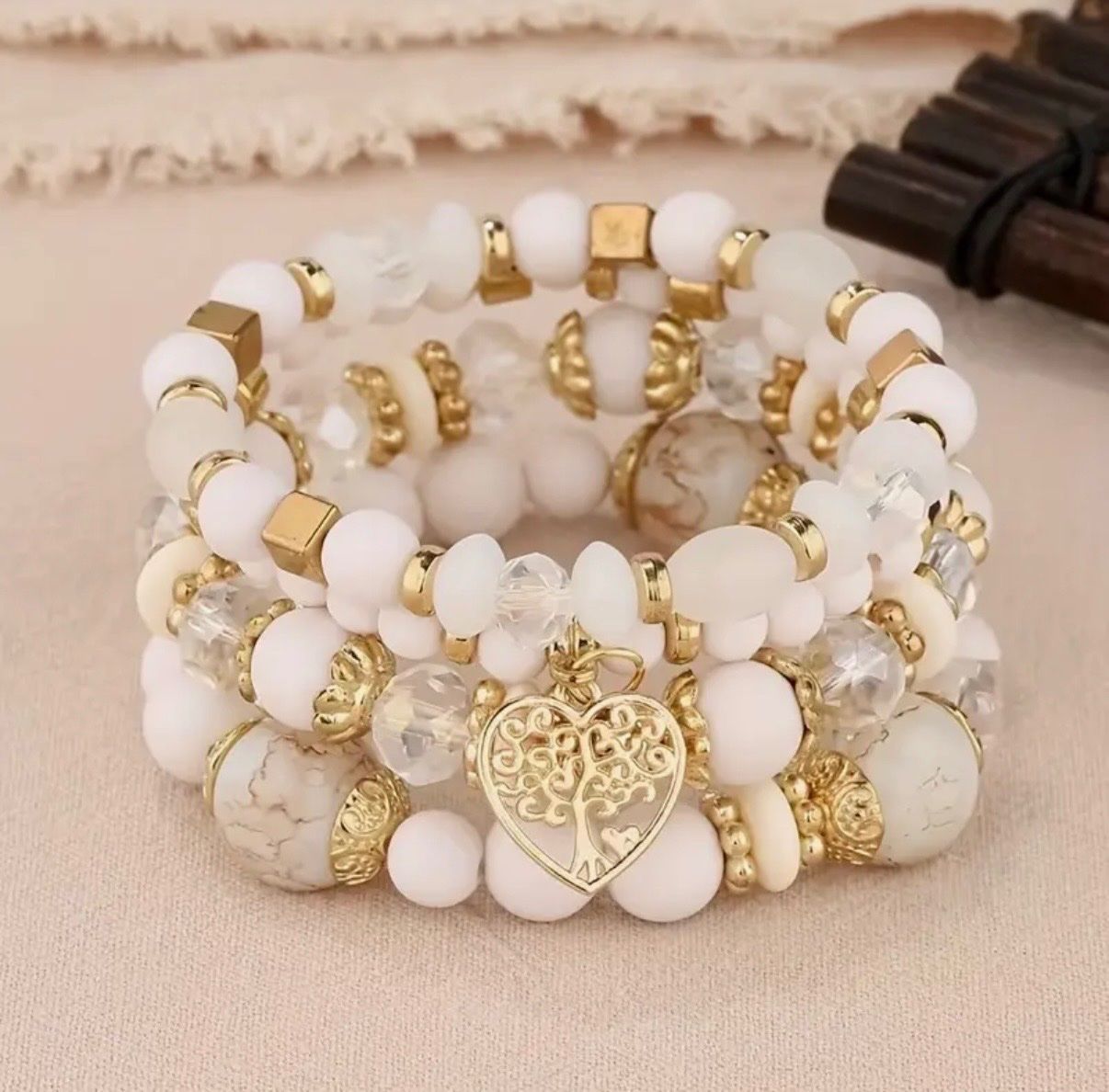 Bracciali & Braccialetti: 4er Set elegante Perlen-Armbänder im indischen Stil – Nuovo (secondo la descrizione) da Teufenthal AG venduto da MeineSchatztruhe
