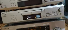 Sony CDP-XE 530 CD-Player mit CD-TEXT silber