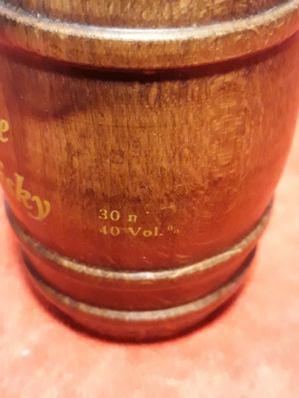 Sonstiges zu Bier, Weine & Spirituosen: Whisky alter  2. – Gebraucht aus Winterthur von  3