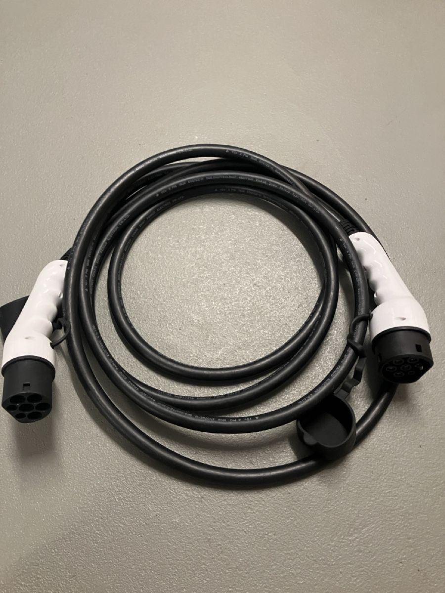 Kabel: Ladekabel Typ 2 32A 380-450V IP54 – Gebraucht aus Steckborn von 4you