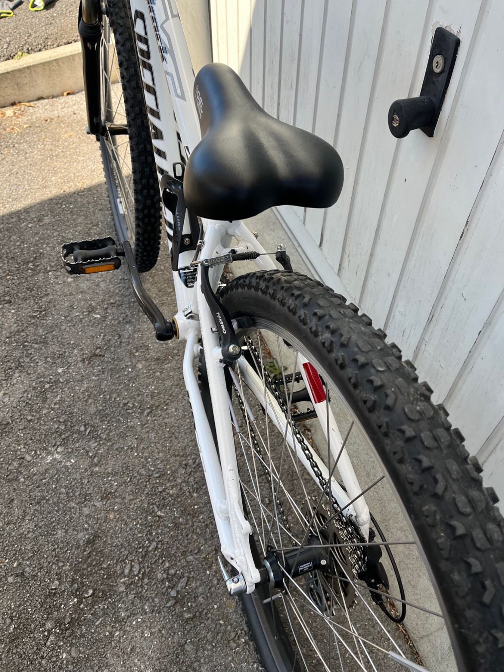 Specialized Biciclette: Specialized Hardrock 26 Zoll ab ca. 8 Jährige – Usato da St. Pelagiberg venduto da 1MagicMoment 8