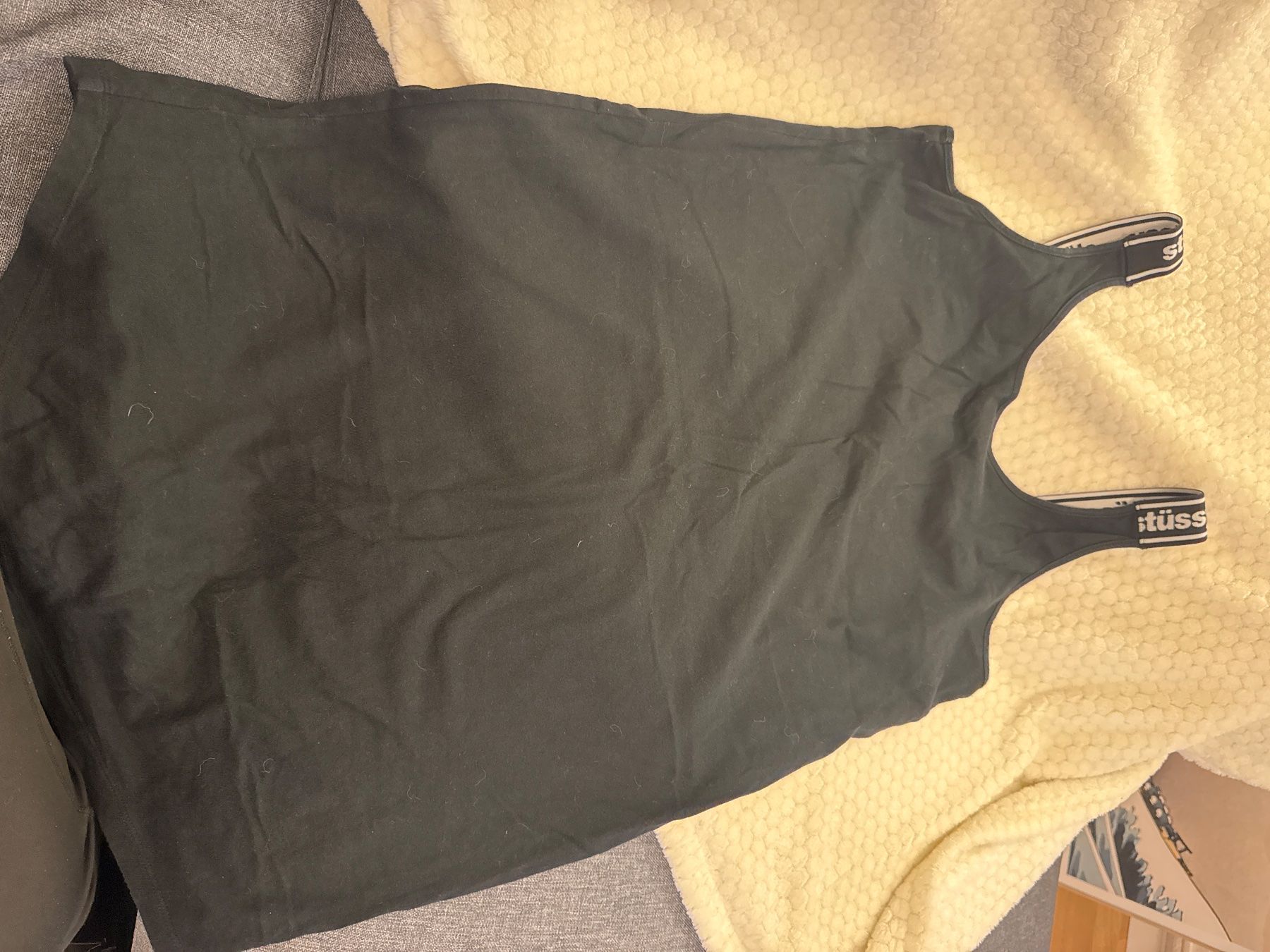 Kleider: Stüssy Basic Kleid – Gebraucht aus Biglen von MarieKo13