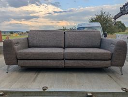 Sofa mit elektrischer Verstellung