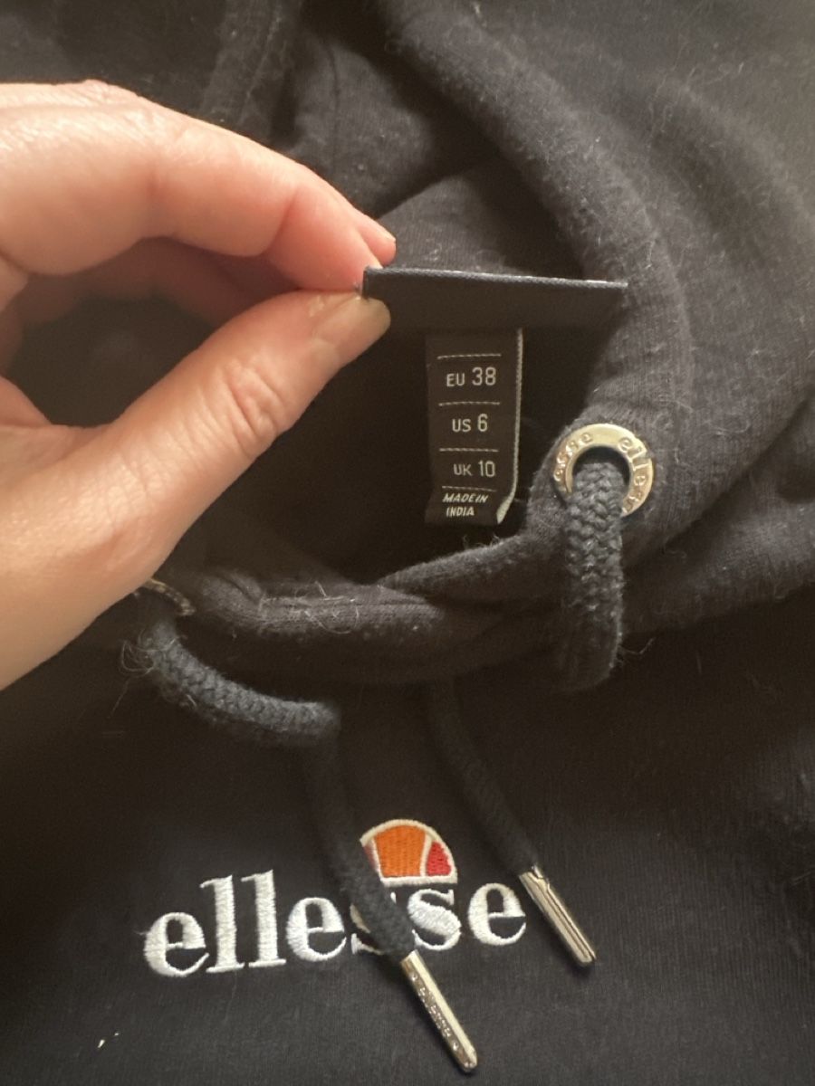 Ellesse Maglioni & Felpe: Ellesse Hoodie, Schwarz, Gr. 38 – Usato da Lufingen venduto da Tanj11 1