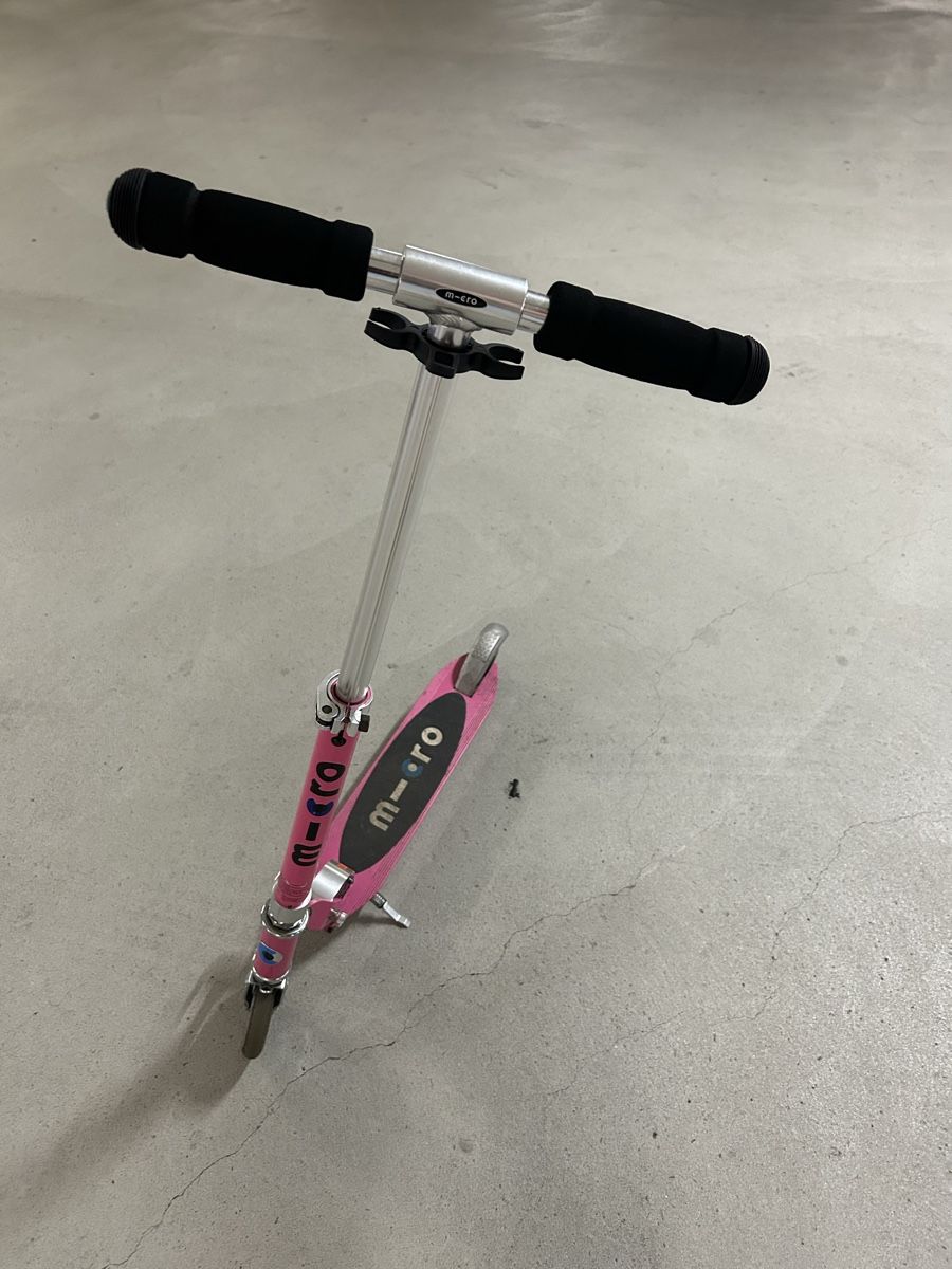 Scooters: Micro Scooter  – D'occasion à Basel par demirser79 1