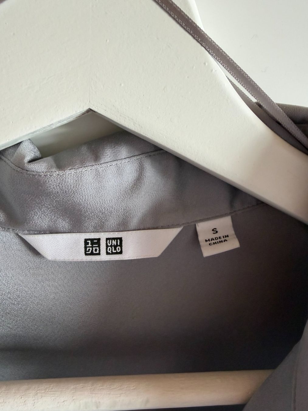 Camicette: Chemise Uniqlo – Usato da Grandvaux venduto da b_lucia_s 1