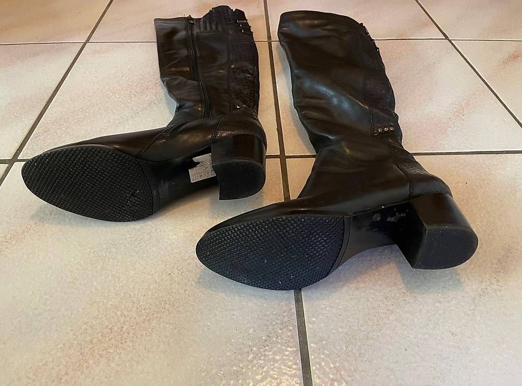 Scarpe da donna: Stiefel von Wit Mooni Grösse 38 – Usato da Sissach venduto da Akimbaro 2