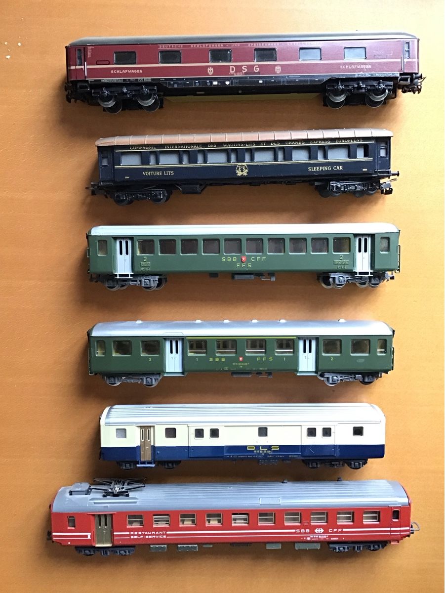 Modellini di ferrovie: Diverse Eisenbahnwagen, Spur H0 – Usato da Würenlingen venduto da sir_s 1