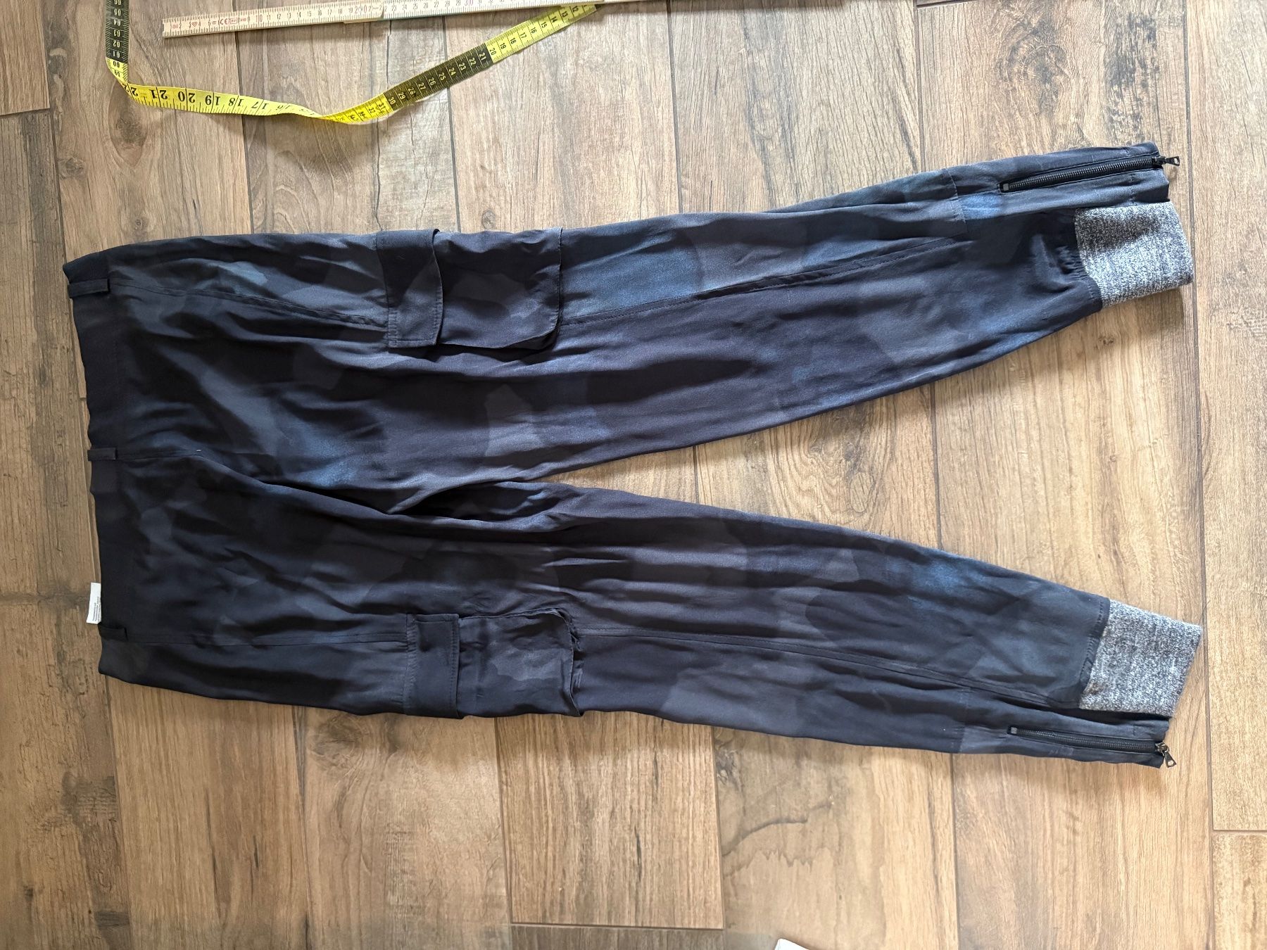 Cambio Pantaloni: Cambio Seidenhose S/M – Usato da Brugg AG venduto da Simone28 2