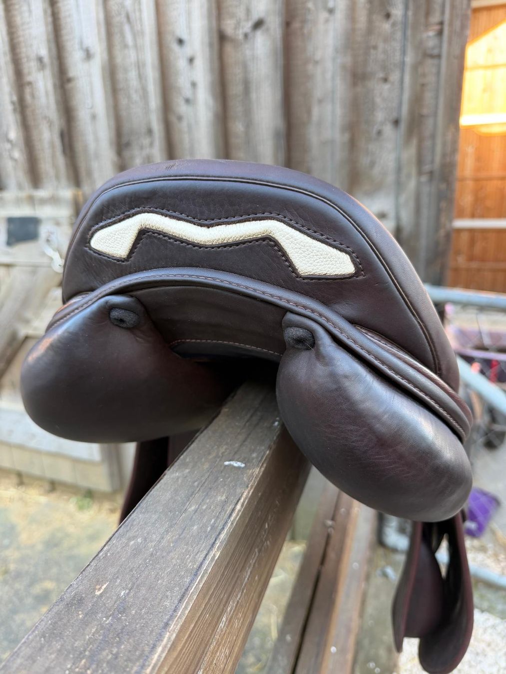 Selle & Accessori: vs spring sattel prestige 18" – Nuovo (secondo la descrizione) da Zuzwil SG venduto da TSGWEAL1 1