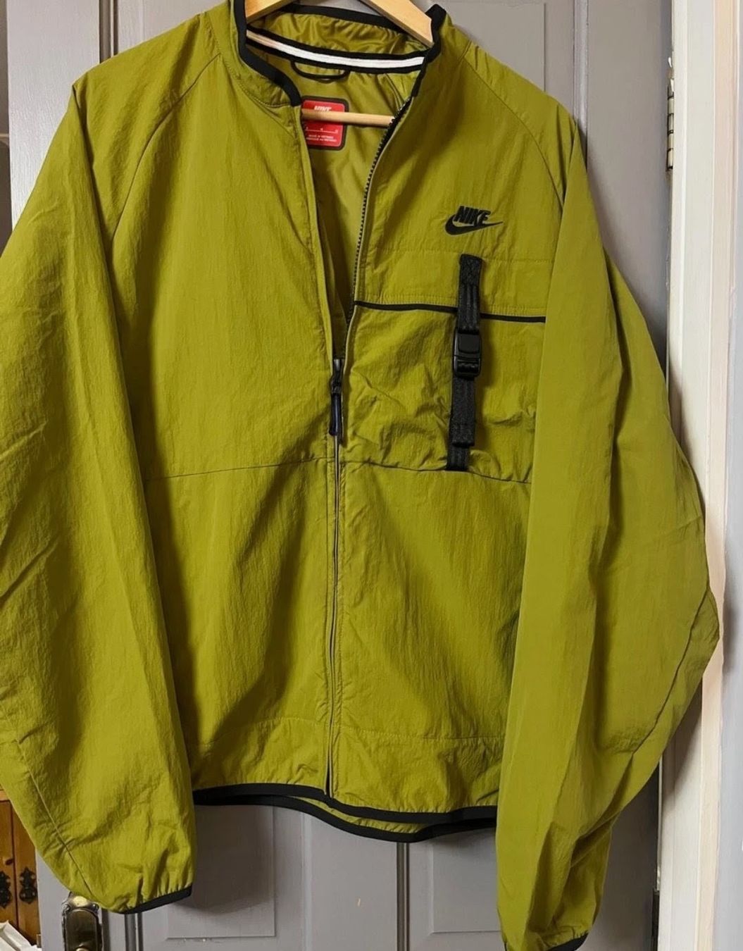 Nike Vestes: Nike tech Jacket size S – Neuf (Voir description) à Zürich par CG_8 3