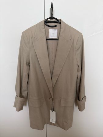 Neuer Leinenblazee Mango