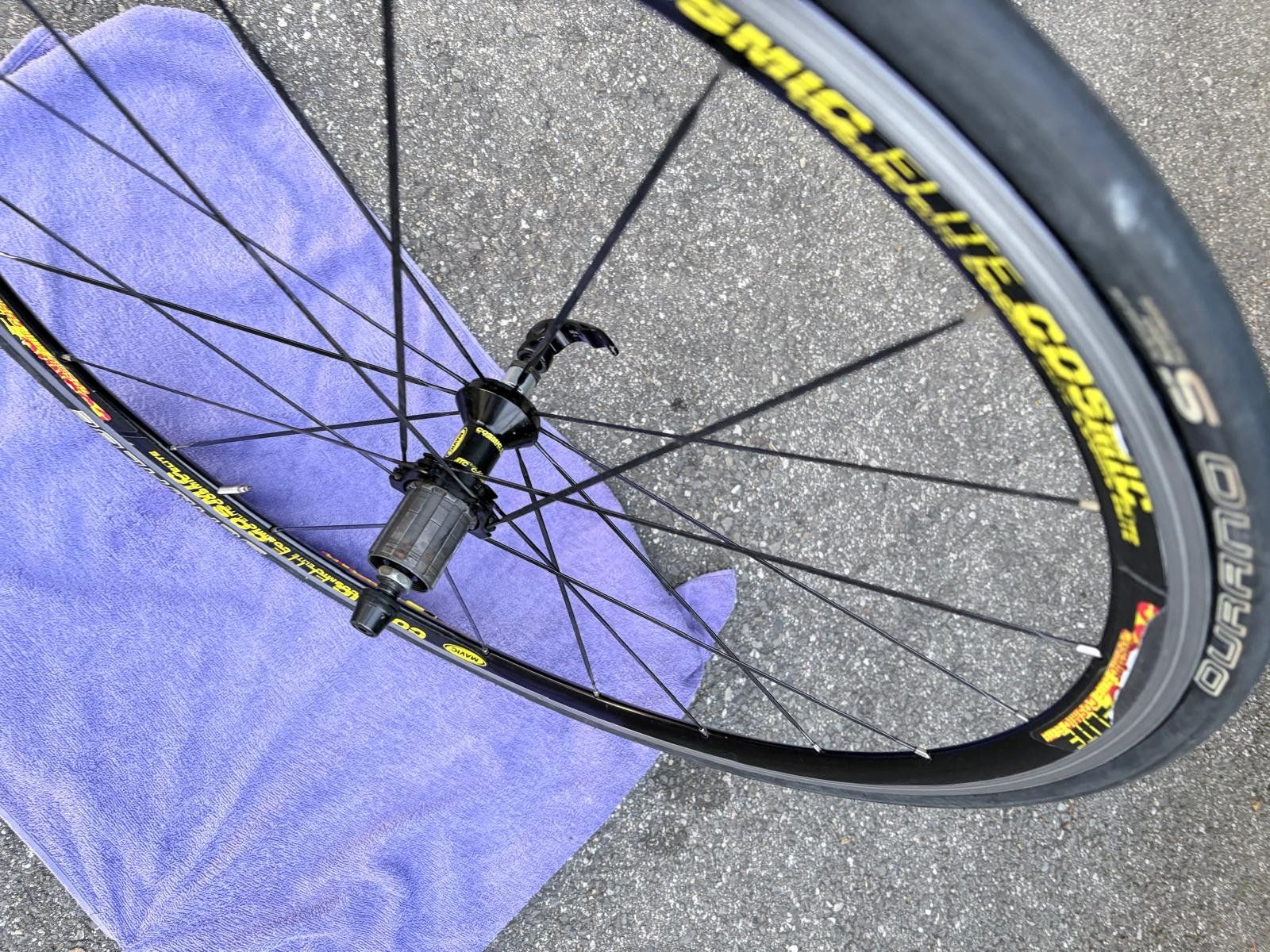 Pneumatici & Ruote complete: Roue Shimano Mavic Cosmic Elite – Usato da Lausanne venduto da van_8p85 2