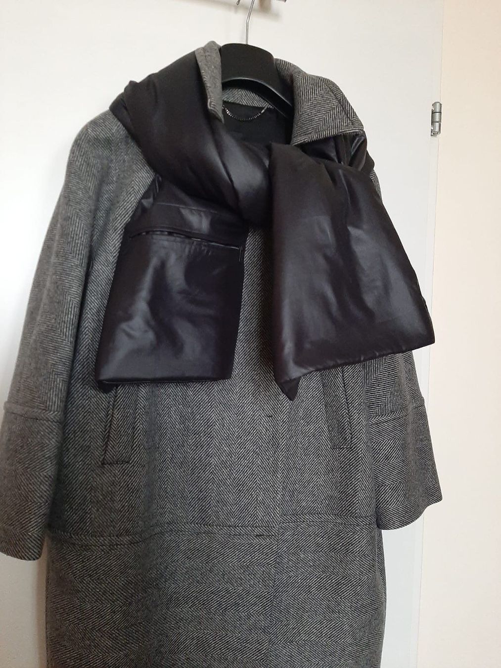 Strenesse Foulard & Sciarpe: Extravaganter Schal von STRENESSE BLUE – Nuovo e nell'imballaggio originale da Neuhausen am Rheinfall venduto da mariess 4
