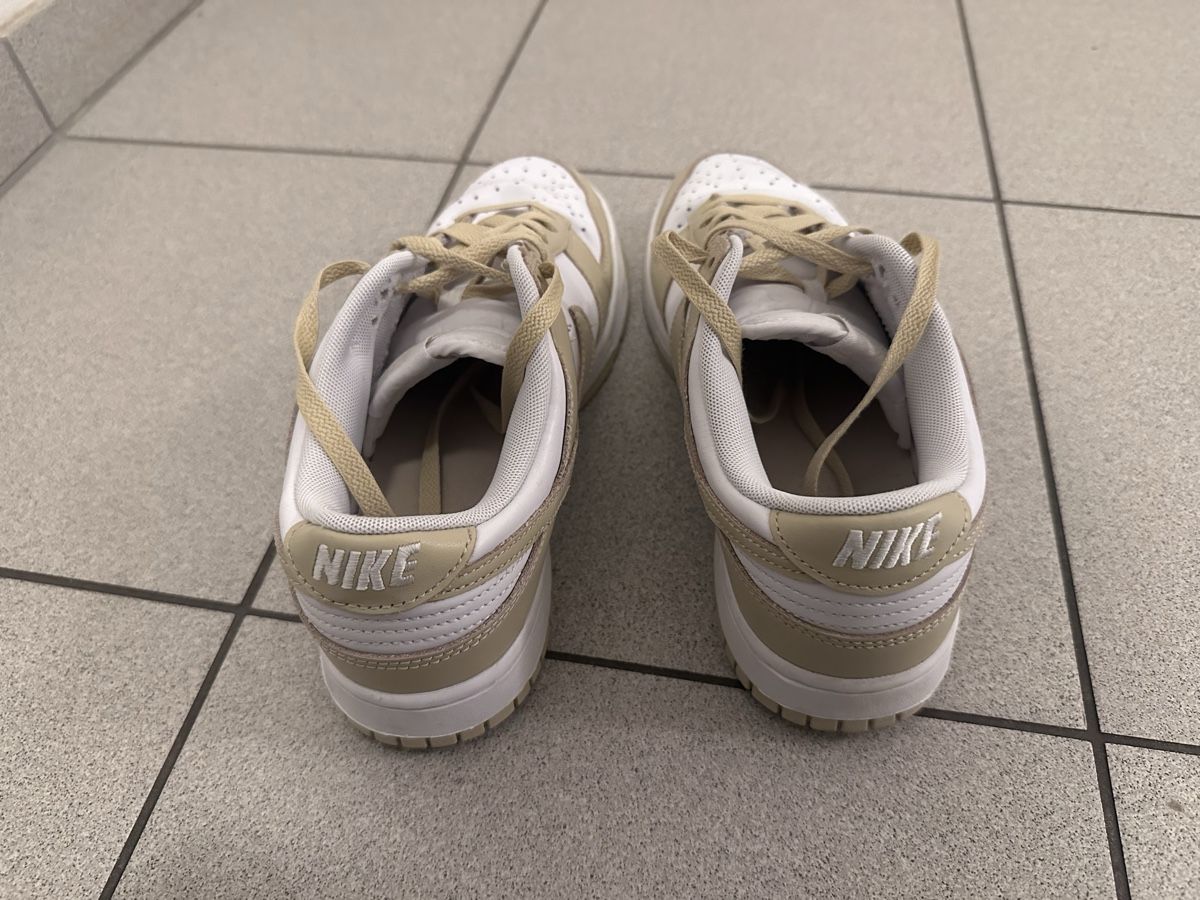 Nike Scarpe da uomo: Nike Dunk Low, Gr. 43, Beige/Weiss – Usato da Schaffhausen venduto da Flurin2000 3