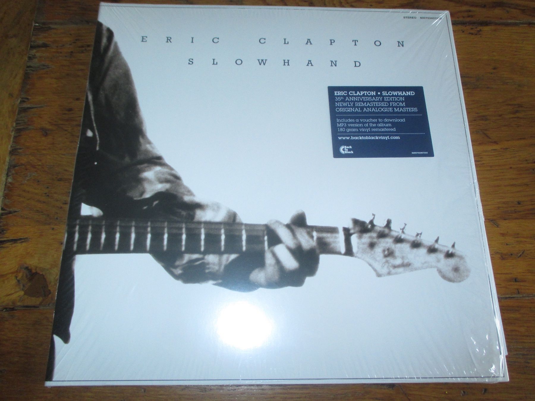 Dischi in vinile: ERIC CLAPTON Slowhand LP – Nuovo (secondo la descrizione) da Monthey venduto da blackcat45