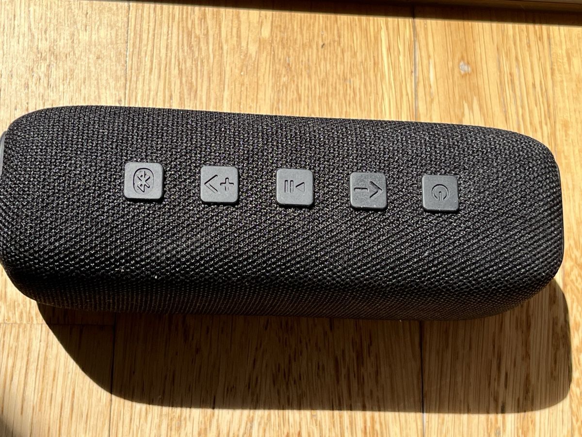 SilverCrest Casse acustiche: Silvercrest Bluetooth Lautsprecher SBL 4 A2 inkl. Kabel, 16h – Usato da Kehrsatz venduto da Fuedu0