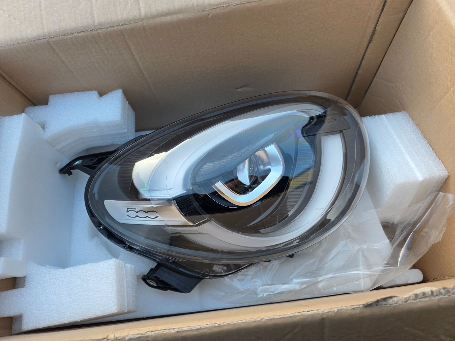 Fari: Fiat 500X Full LED Scheinwerfer – Nuovo e nell'imballaggio originale da Flamatt venduto da AdrianRS