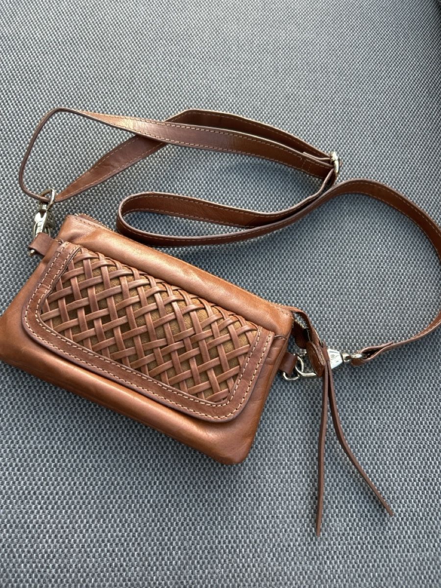 5th Avenue Taschen für Damen: Ledertäschli von 5th Avenue – Gebraucht aus Erlinsbach SO von hallon480
