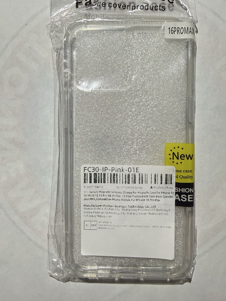 Coques & Protection écran: Coque iPhone 16 Pro Max transparente Magnétique neuve – Neuf avec emballage d'origine à Lausanne par Licio7 2