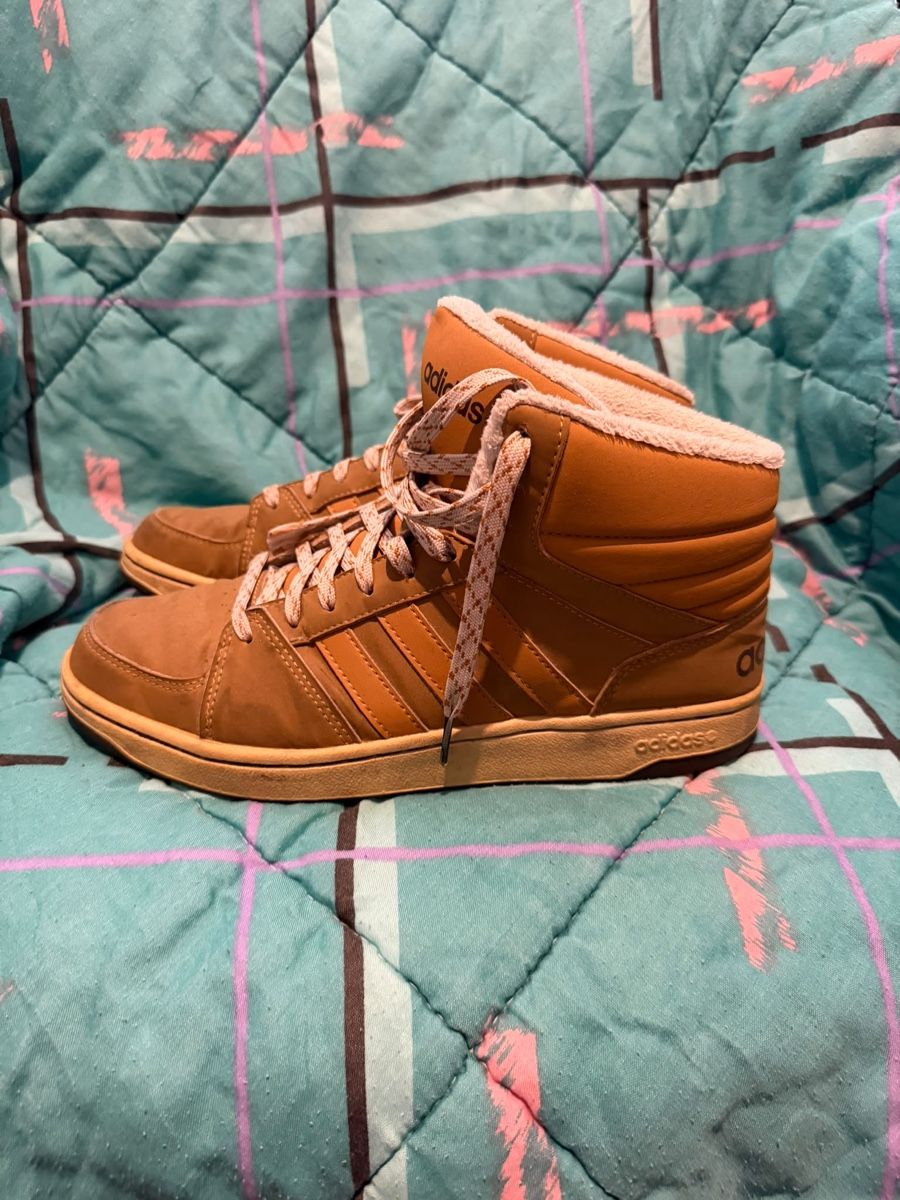 Adidas Scarpe da uomo: Adidas Hoops 3.0 – Usato da Zuchwil venduto da Tripeiro_1893