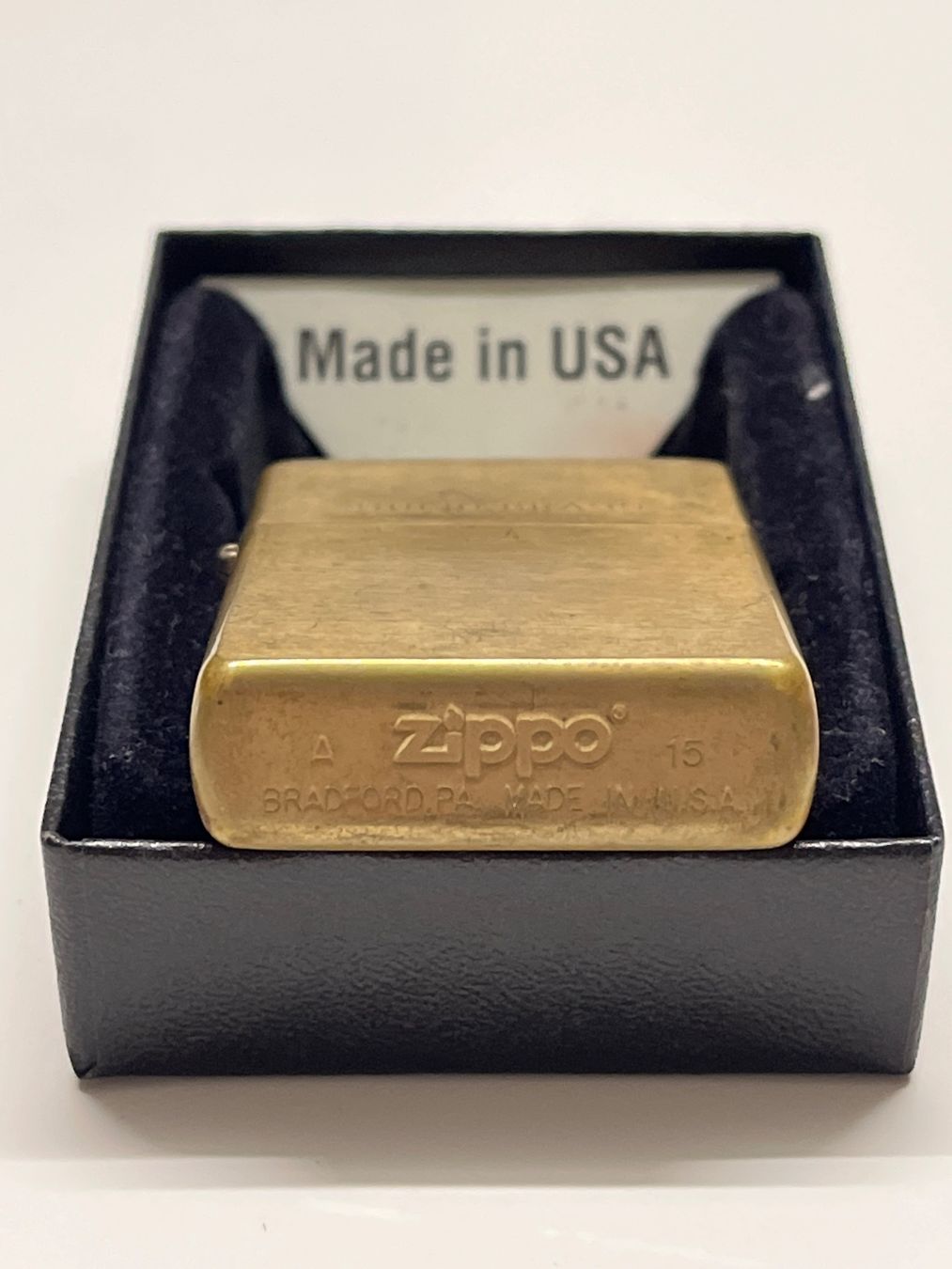 Zippo Briquets: Zippo Feuerzeug Brushed Solid Brass – D'occasion à Zürich par VVintage 2